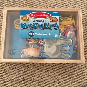Melissa & Doug Animal magnets